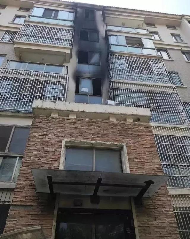 电瓶车充电火灾现场