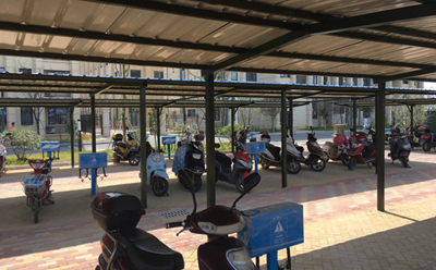 智能共享充电站