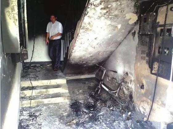 电瓶车楼道起火