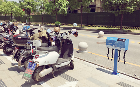 电瓶车共享充电桩