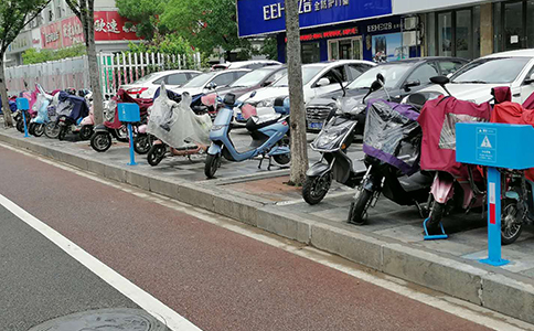 恒基中心电瓶车智能共享充电桩